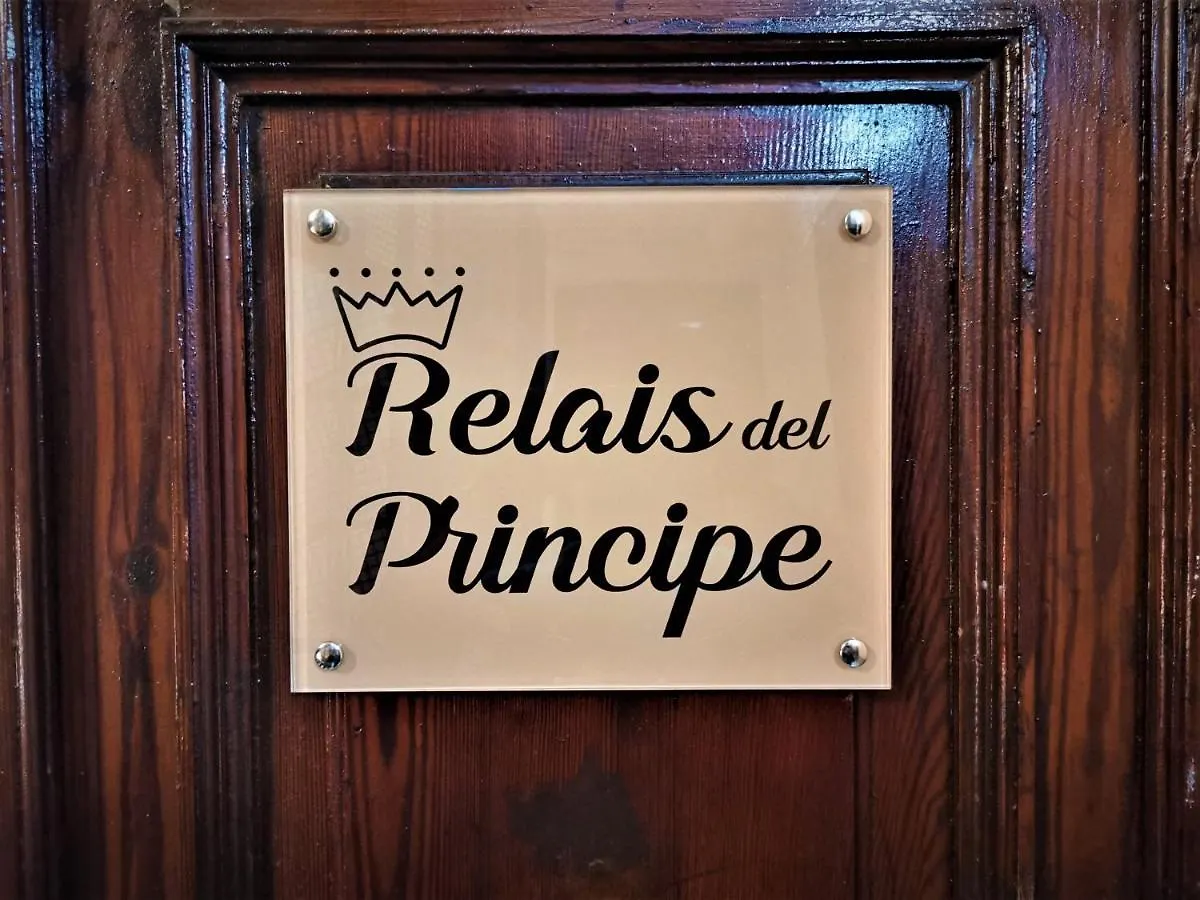 Bed and Breakfast Relais Del Principe Napoli 2*,  Italia